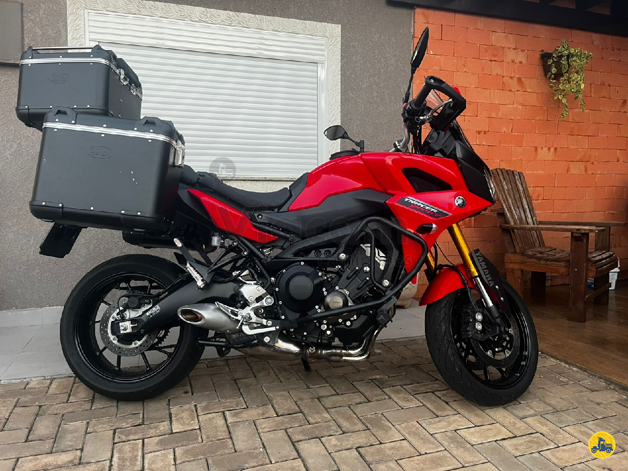 MT-09 TRACER de Viacam Caminhões